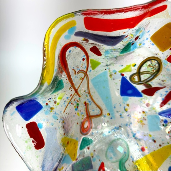 Handblown Studio Art Fused Glass Bowl - Picture 6 of 9